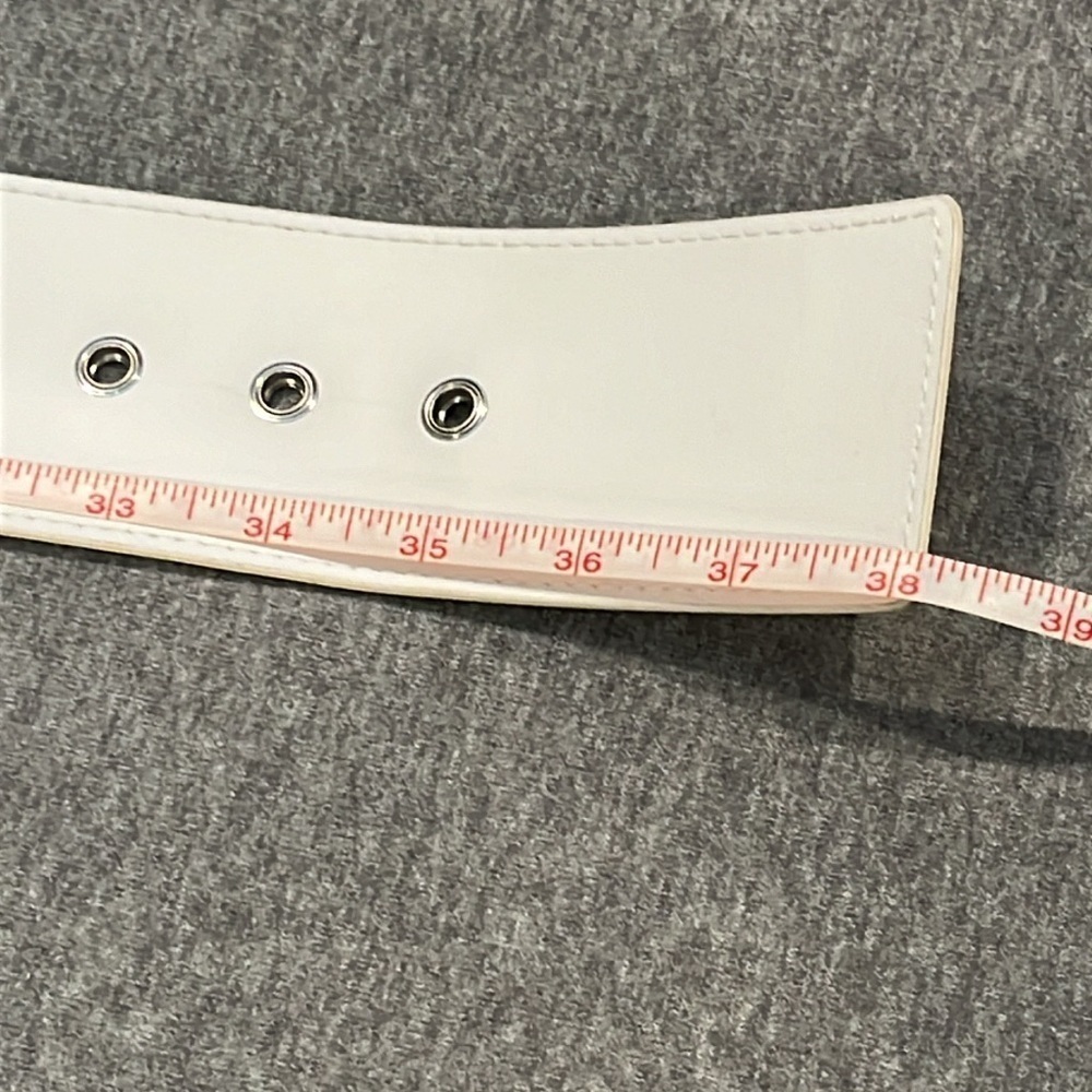 Michael Kors white wide belt. - Picture 5 of 5